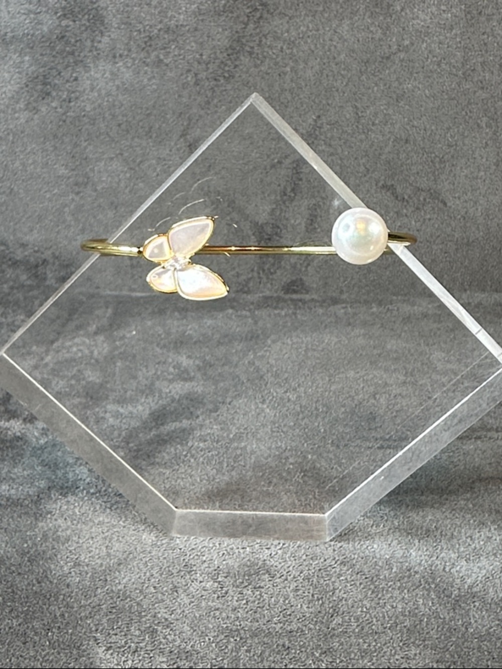 Elegant Gold Butterfly & Pearl Open Bangle Bracelet - White